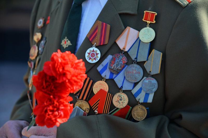 Зауральские ветераны получат наборы для праздничного стола к 77-летию Победы