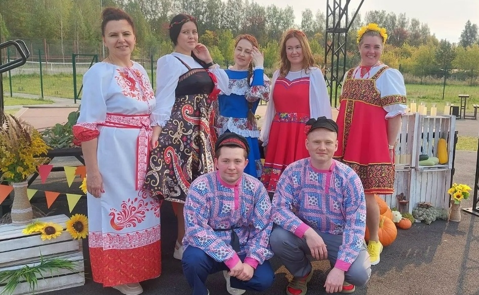 В ГЕРОНТОЛОГИЧЕСКОМ ЦЕНТРЕ «СПУТНИК» ПРОШЛА ОСЕННЯЯ ЯРМАРКА «ДАРЫ ОСЕНИ»!