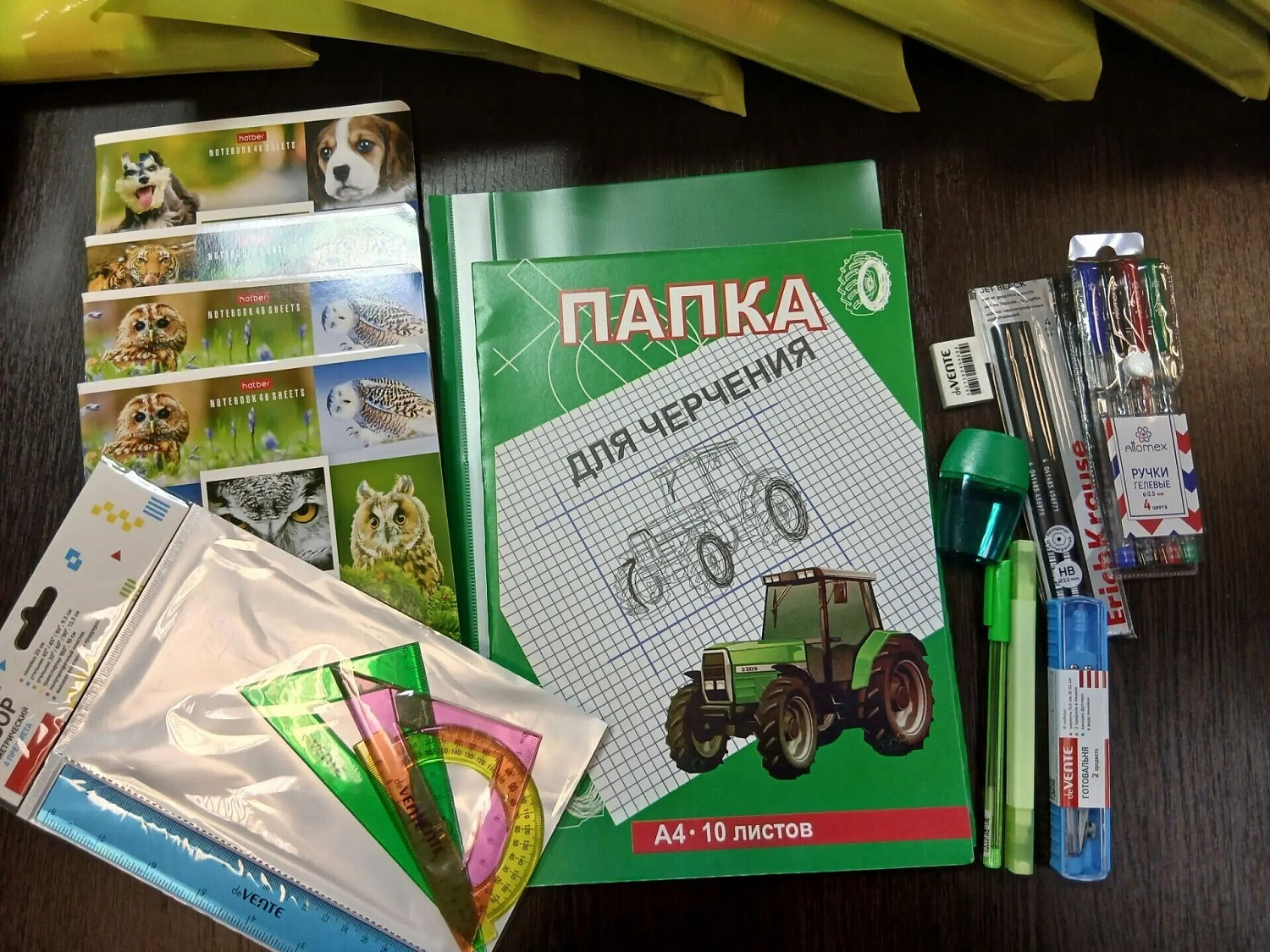  ДЕПАРТАМЕНТ СОЦИАЛЬНОЙ ПОЛИТИКИ КУРГАНСКОЙ ОБЛАСТИ ПОДВЁЛ ИТОГИ БЛАГОТВОРИТЕЛЬНОЙ АКЦИИ «СОБЕРЁМ РЕБЁНКА В ШКОЛУ» ⁣